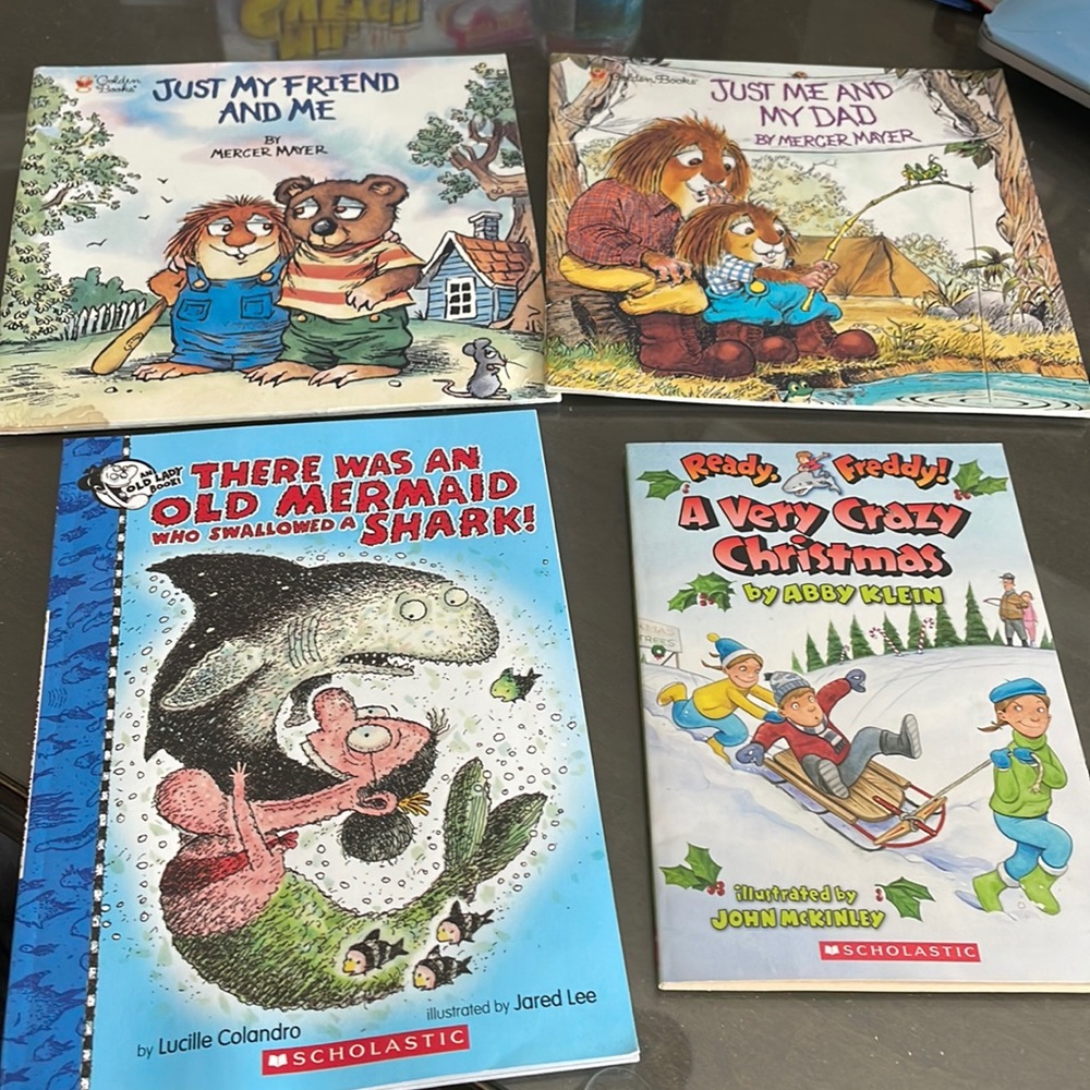 4 BOOKS for $10 ‼️
